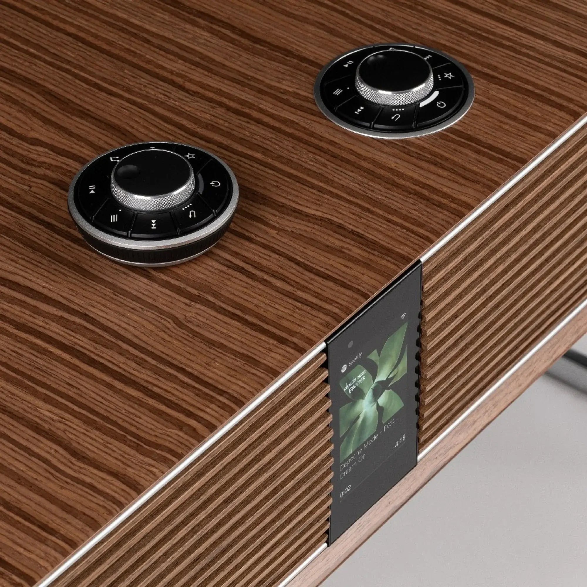 #Color_Fused Walnut