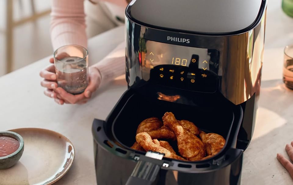 Philips Essential Air Fryer HD9252/70 with Rapid Air Technology- uses up to 90% less fat- 7 Presets Touch Screen