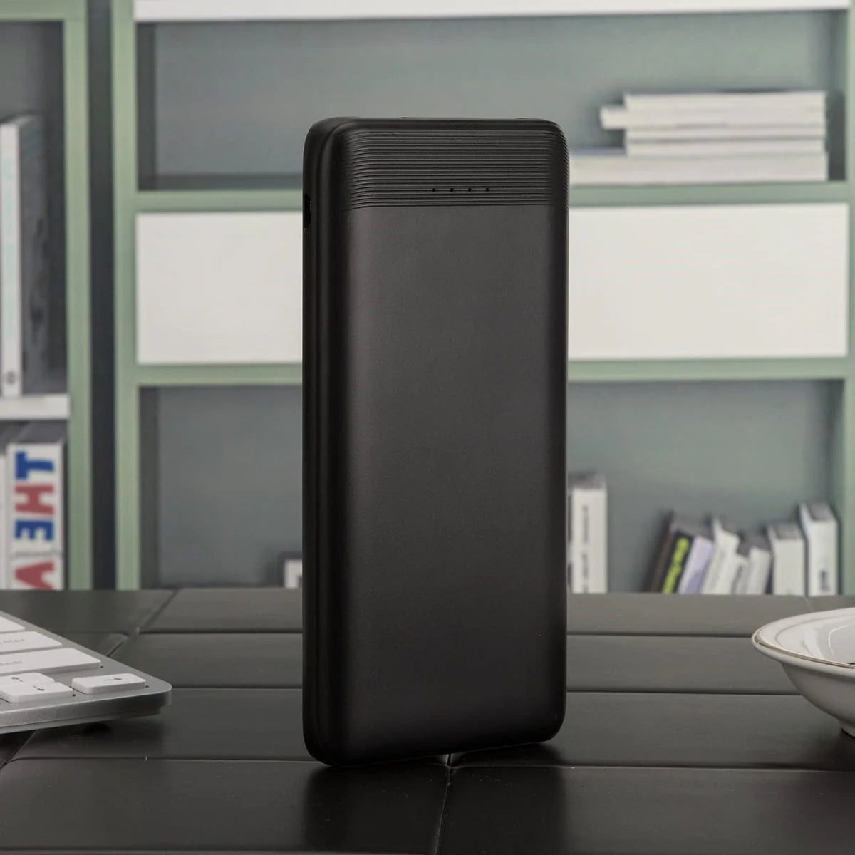 Boat ENERGYSHROOM PB300 Lite Carbon Black – High-Performance Power Bank with Sleek- Durable Design
